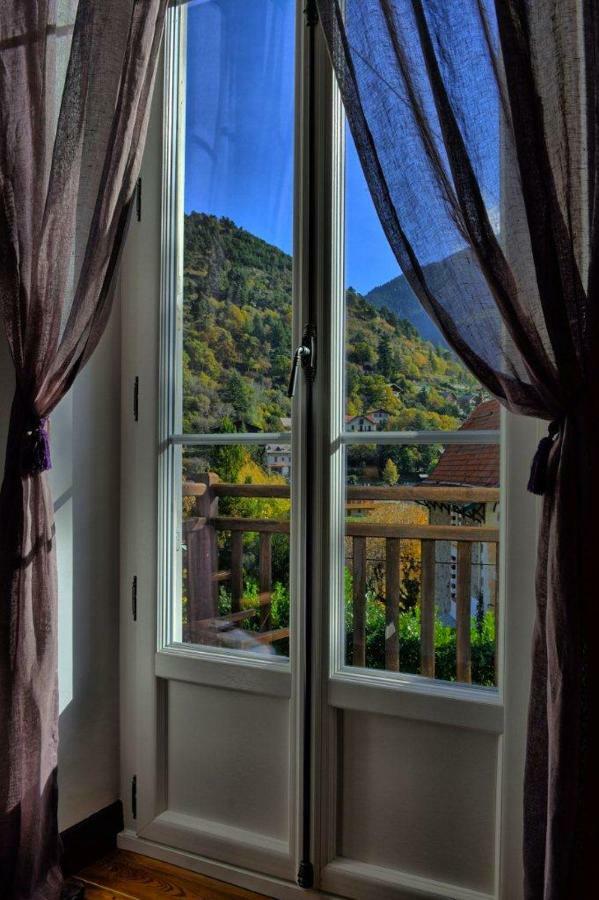 Bed and Breakfast La Ribambelle Saint-Martin-Vésubie Esterno foto